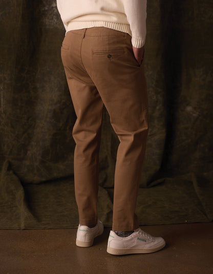 Normal Stretch Straight Chino in Russet
