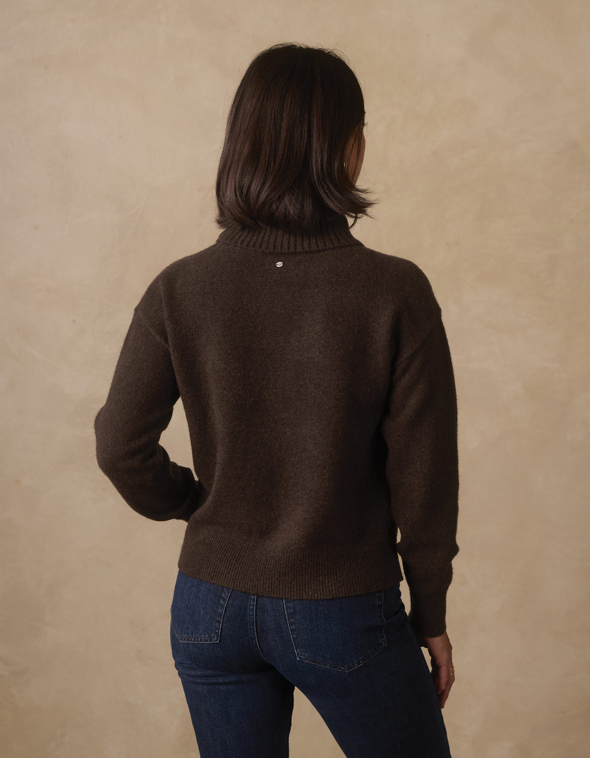 Arvada Hi-Neck Sweater in Umber