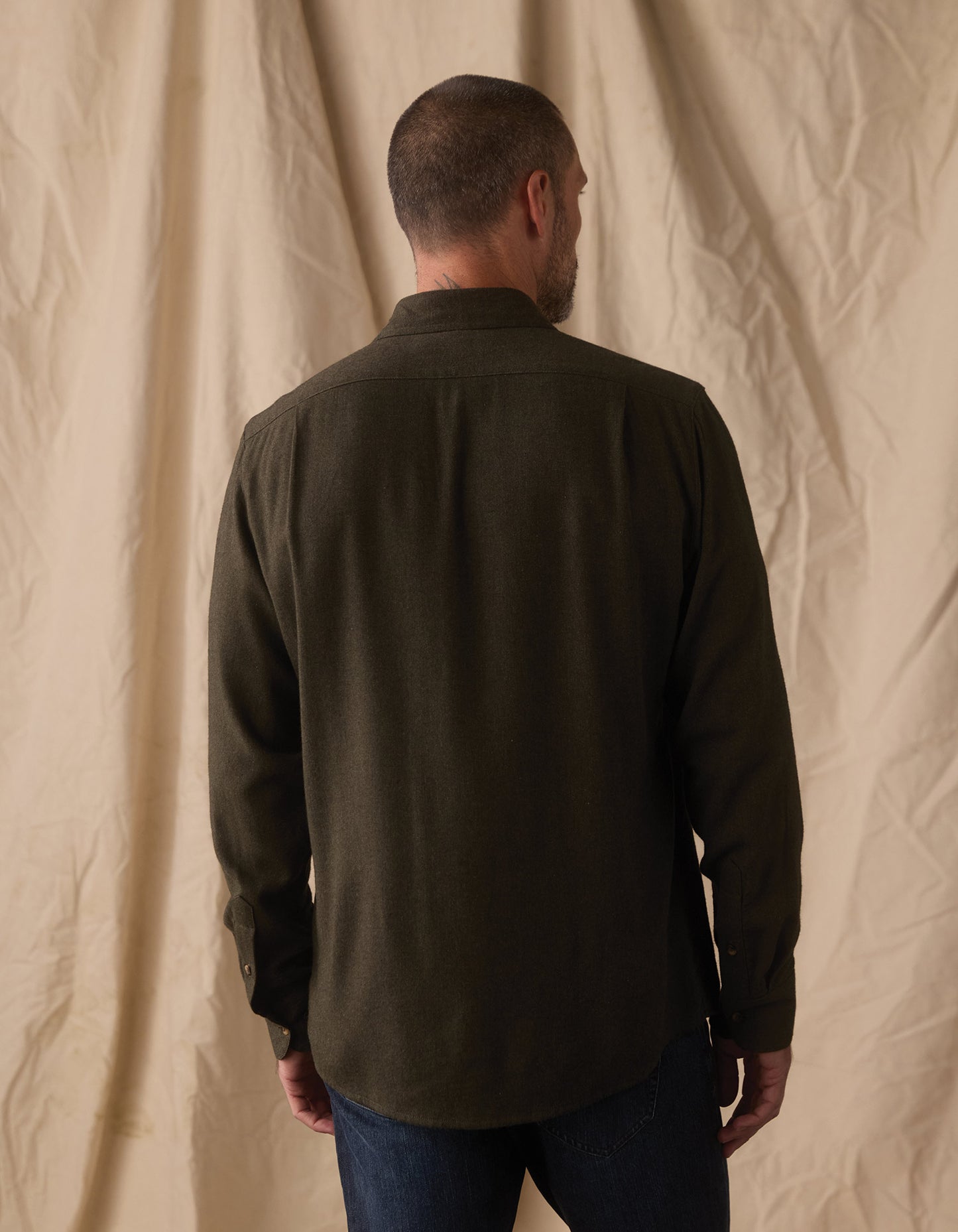 Owen Lightweight Button Up in Dark Olive