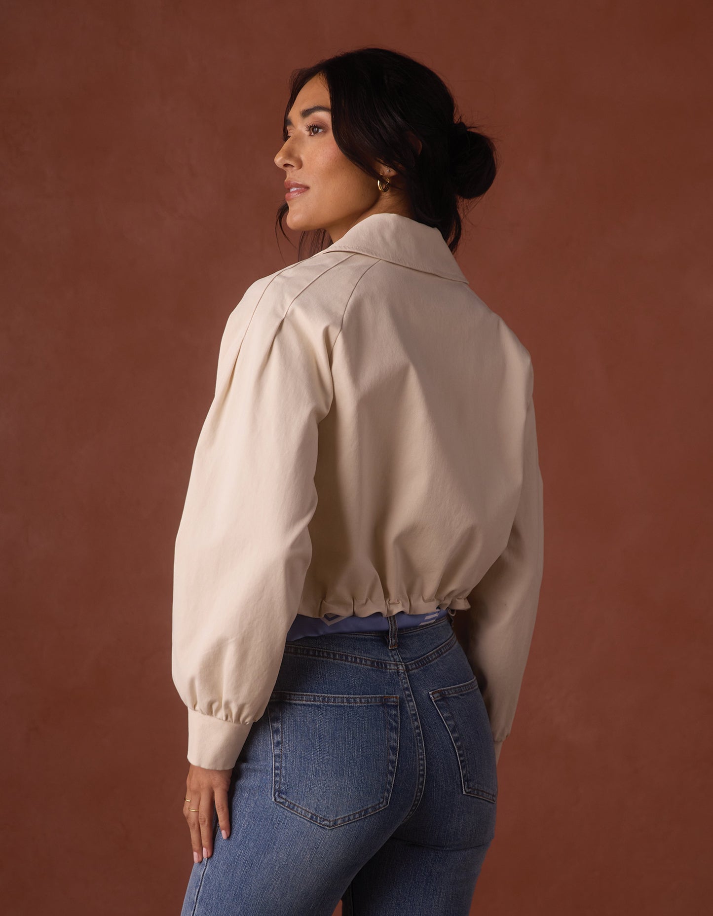 Gia Lapel Cropped Jacket in Chalk