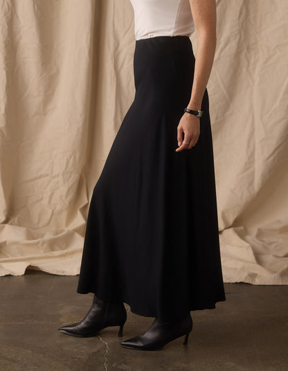 Rose Midi Skirt in Black
