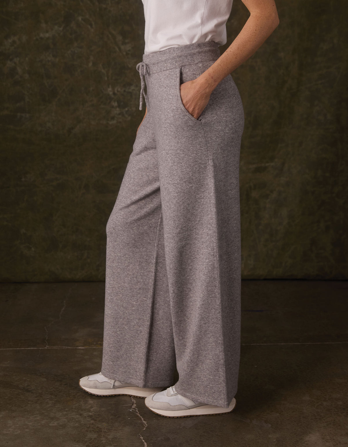 Arvada Wide Leg Knit Pant in Heather Grey