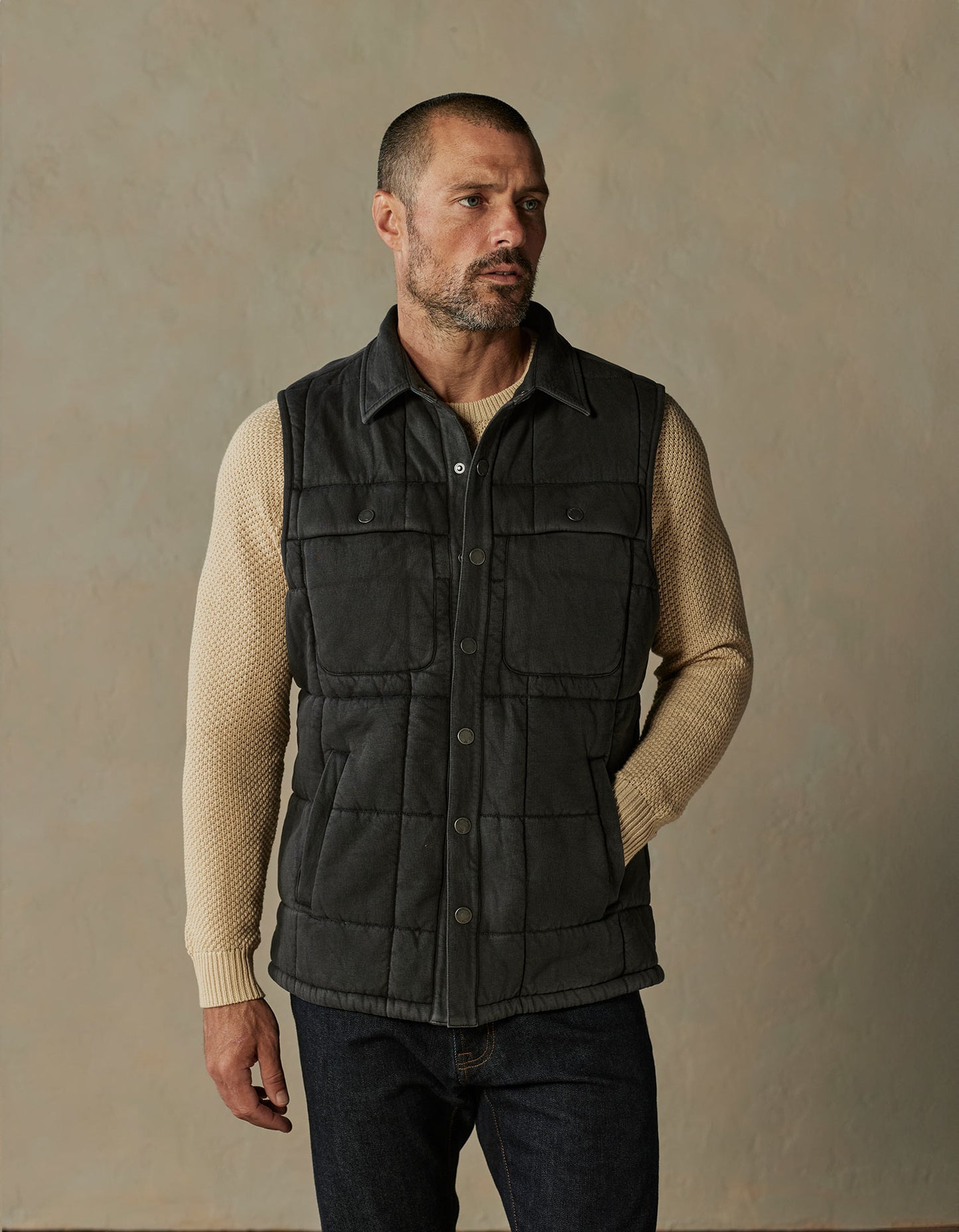 Jackie Premium Fleece Lodge Vest in Phantom