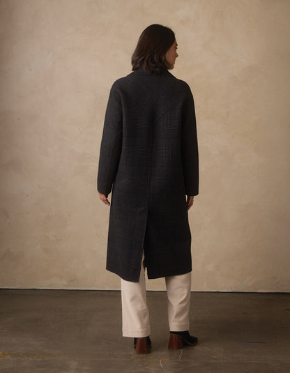 Duster Coat in Dark Grey Plaid