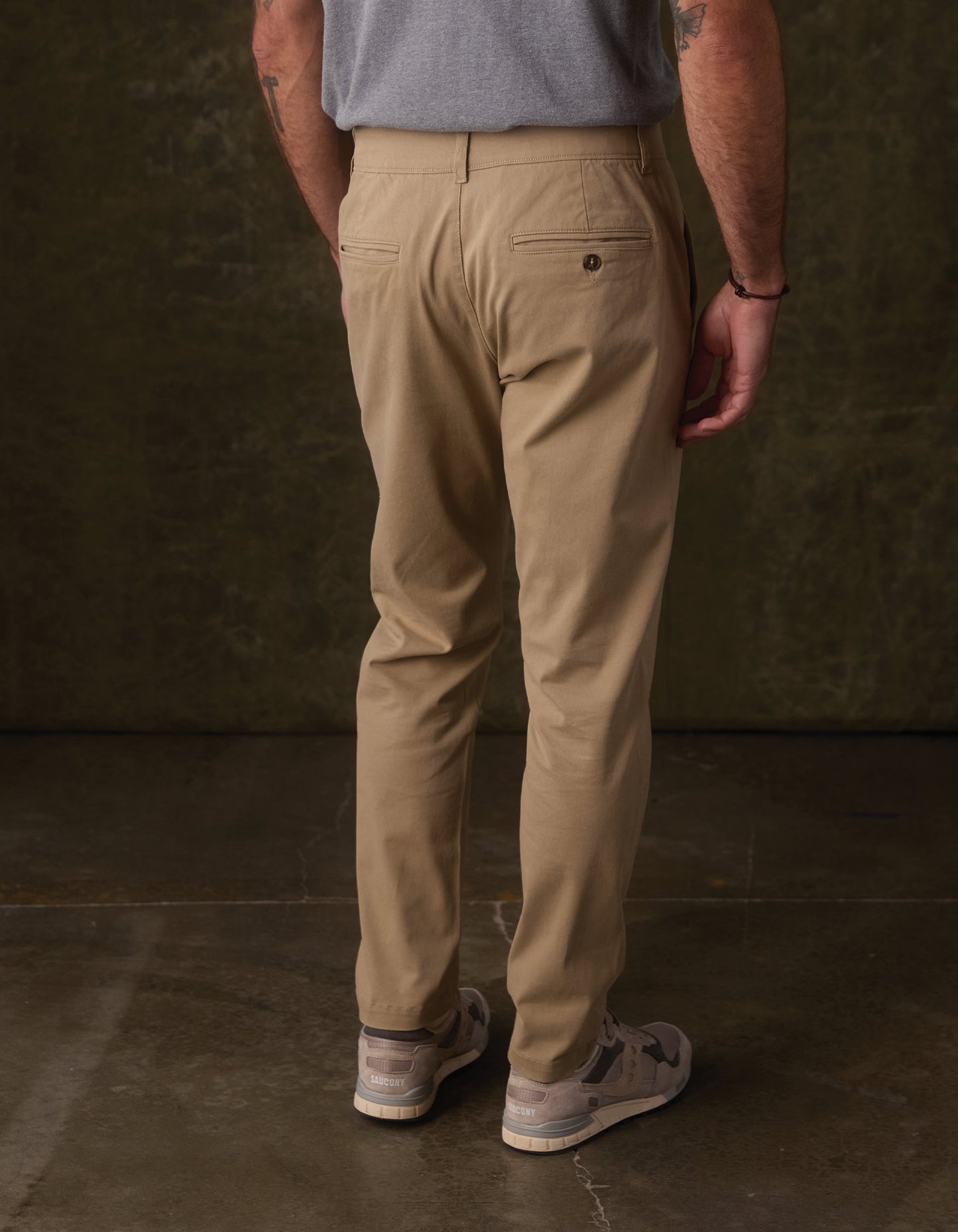 Normal Stretch Straight Chino in Dark Khaki