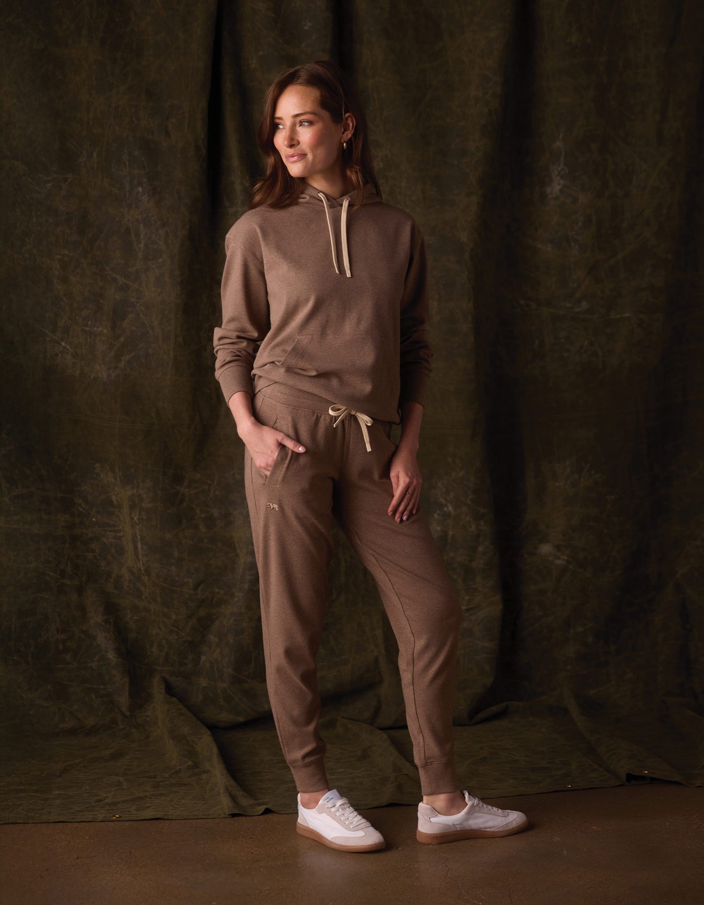 Women's Puremeso Everyday Jogger in Taupe