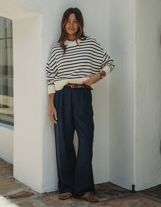 Leukos Linen-Blend Trouser in Navy