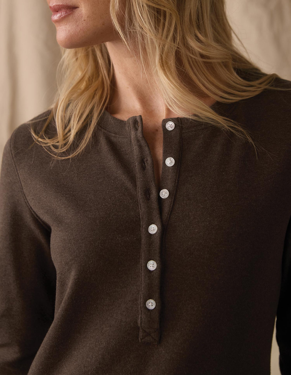 Women's Puremeso Henley in Ash Brown