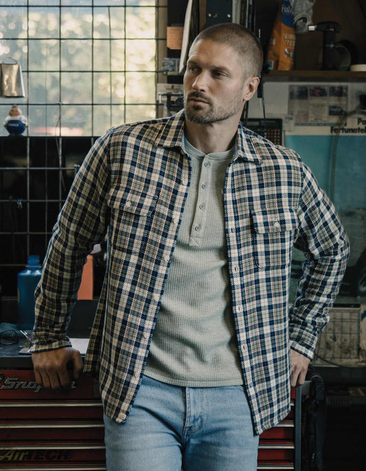 Mountain Textured Overshirt in Moss Multi