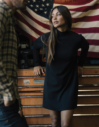 Puremeso Mockneck Everyday Dress in Black