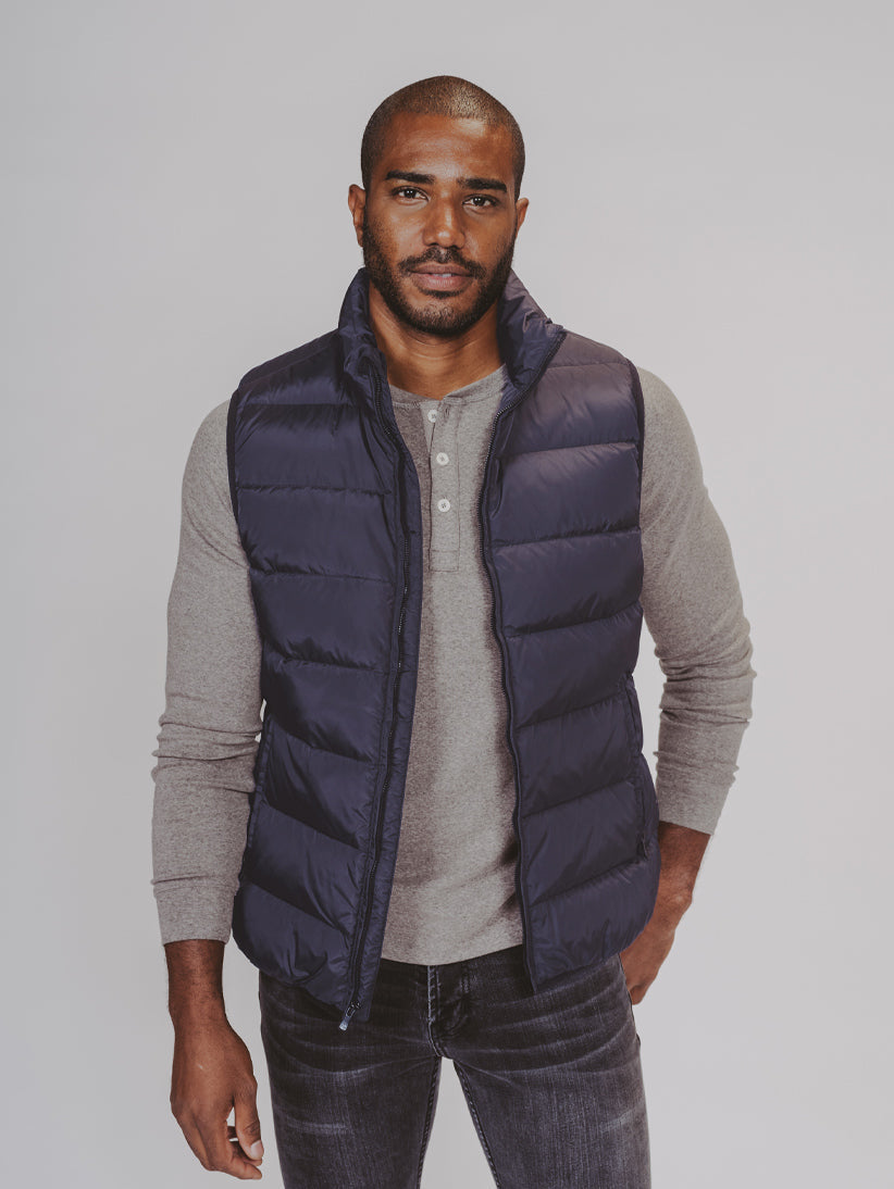 Bear Puffer Vest in Navy