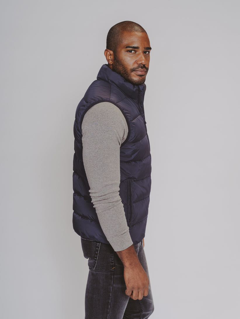 Bear Puffer Vest in Navy