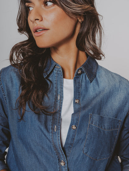 Chambray Boyfriend Shirt in Light Indigo