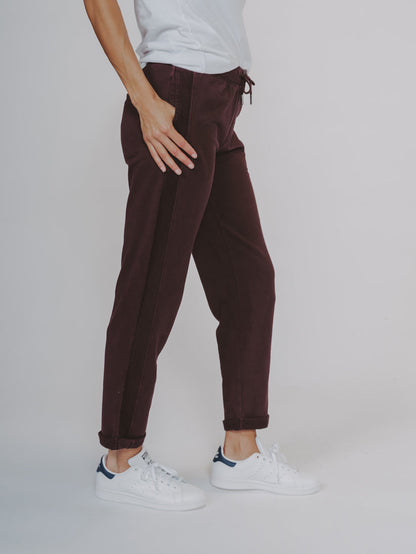 Classic Terry Looped Sweatpant in Brown