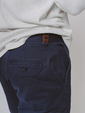 Normal Stretch Chino in Navy On Model Pockets Detail