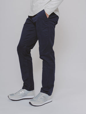 Normal Stretch Chino in Navy On Model from Side